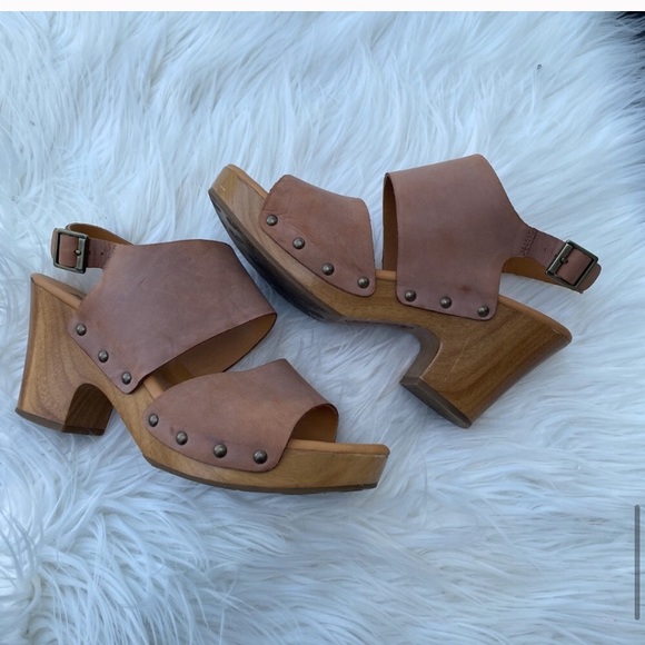 Kork Ease Clog Heels - Picture 1 of 11